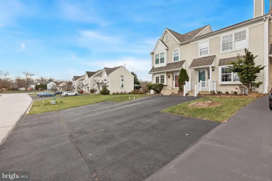 615 Longwood Rd, Collegeville, PA 19426 - Image #3