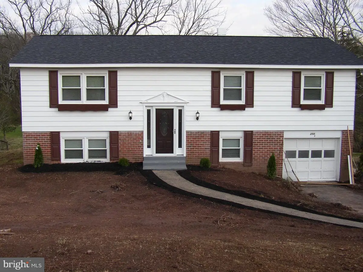 2563 Wasser Rd, East Greenville, PA 18041 - Image #1