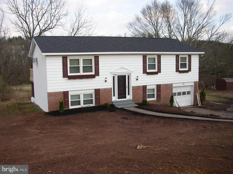 2563 Wasser Rd, East Greenville, PA 18041 - Image #2