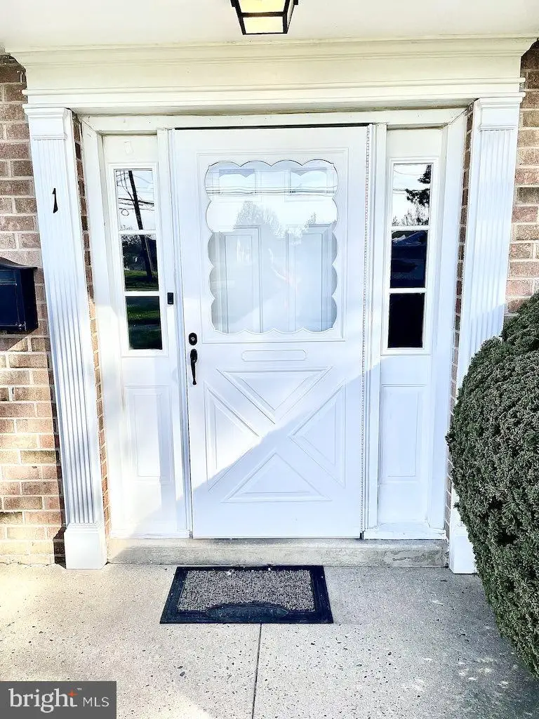 1 Kerwick Ct, North Wales, PA 19454 - Image #2