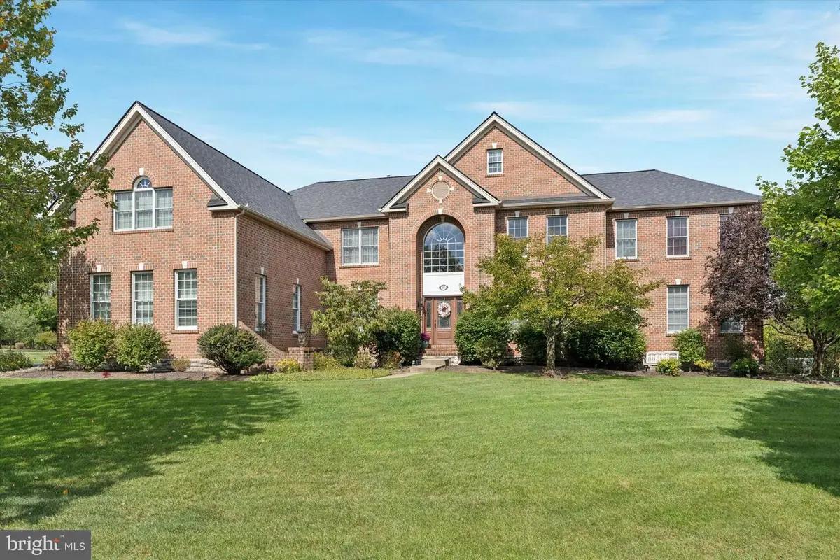 107 Patriot Dr, Collegeville, PA 19426 - Image #1