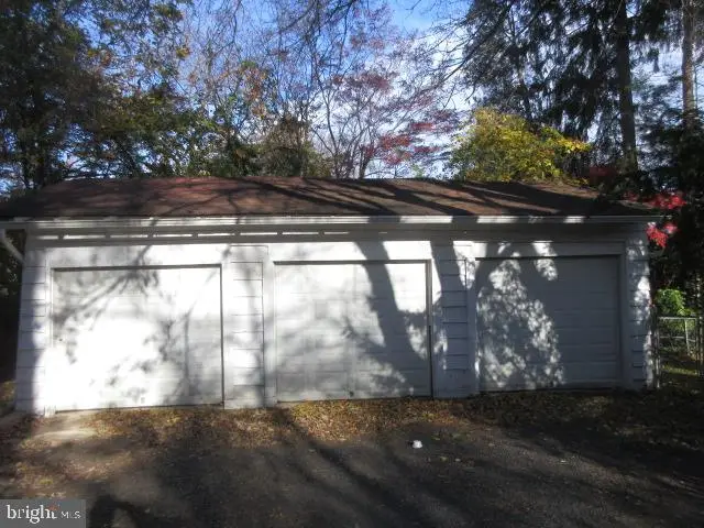 407 W Waverly Rd, Glenside, PA 19038 - Image #3