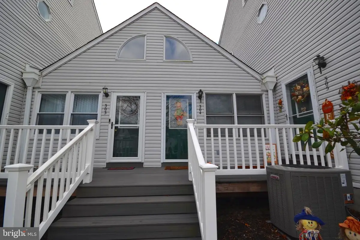 304 Victoria Dr, Montgomeryville, PA 18936 - Image #1