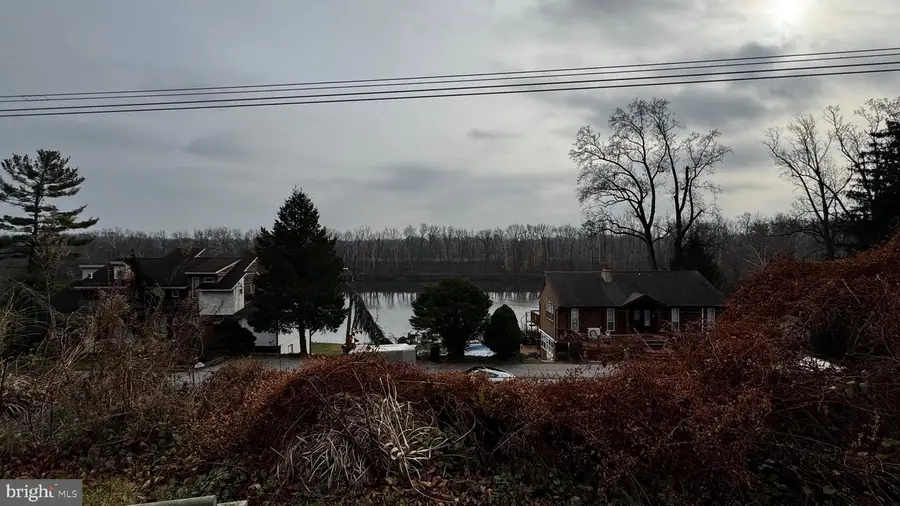 176 Riversedge, Norristown, PA 19403 - Image #2