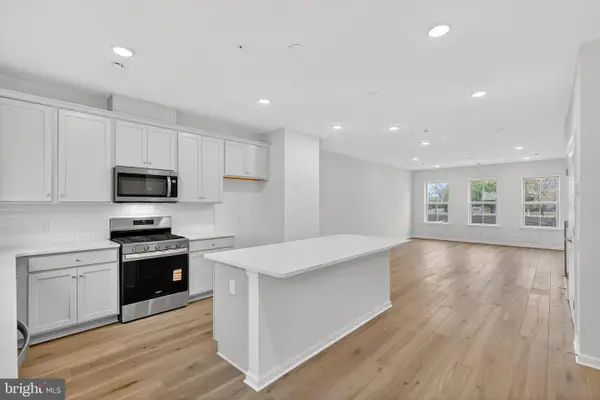 103 Beacon Ct #10102, ROYERSFORD, PA 19468