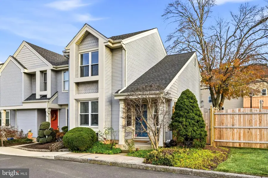 108 Allison Ct, Lansdale, PA 19446 - Image #2