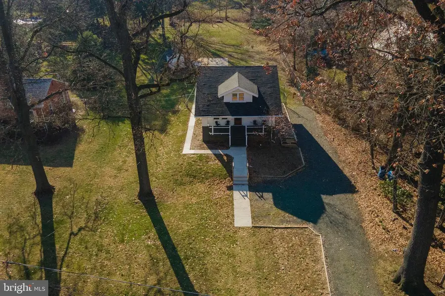 446 E Main St, Lansdale, PA 19446 - Image #2