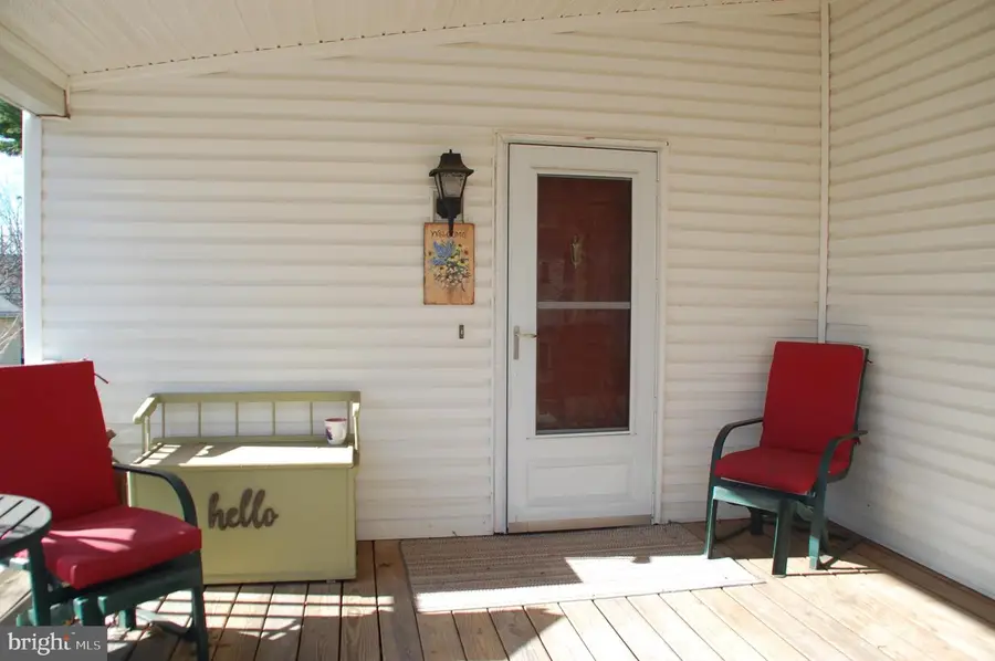 412 Westbury Dr, Souderton, PA 18964 - Image #2