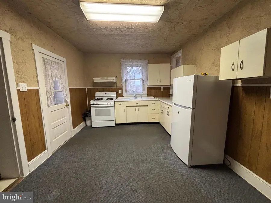 2551 Hillcrest Ave #, Norristown, PA 19401 - Image #3