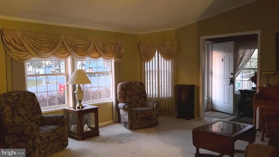 30 Greenbriar Ct, Harleysville, PA 19438 - Image #3