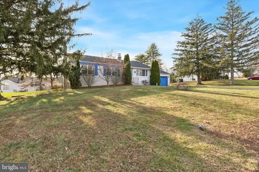 603 Donna Dr, Norristown, PA 19403 - Image #3