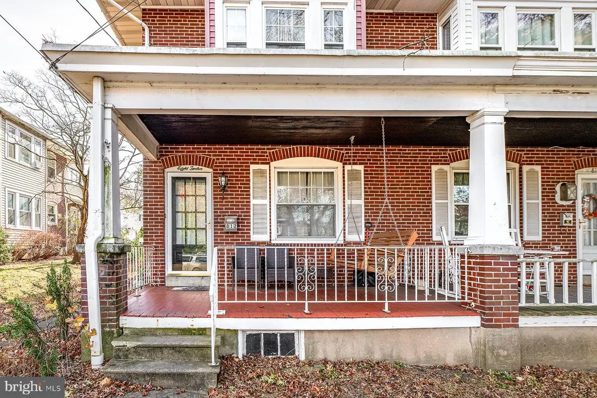 812 N Evans St, Pottstown, PA 19464 - Image #1