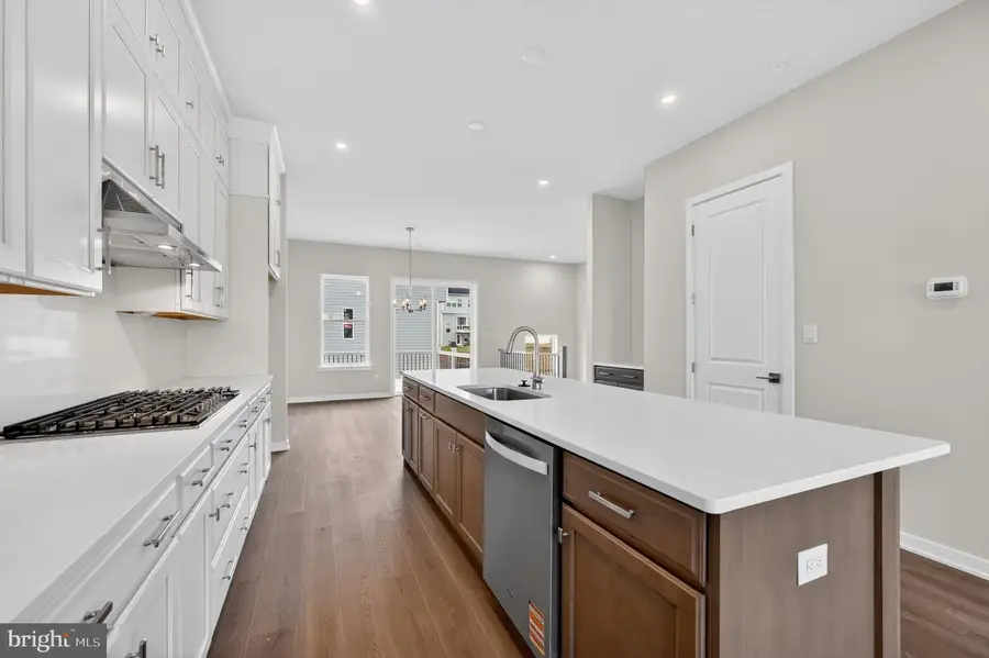 110 Lizabetta Ln #82, King Of Prussia, PA 19406 - Image #2