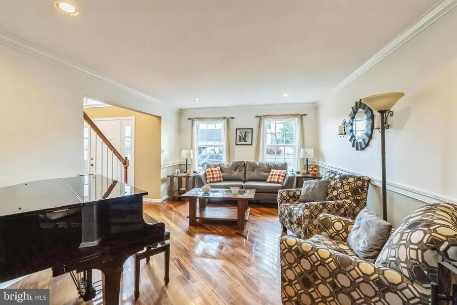 900 Ruby Cir, Gilbertsville, PA 19525 - Image #3