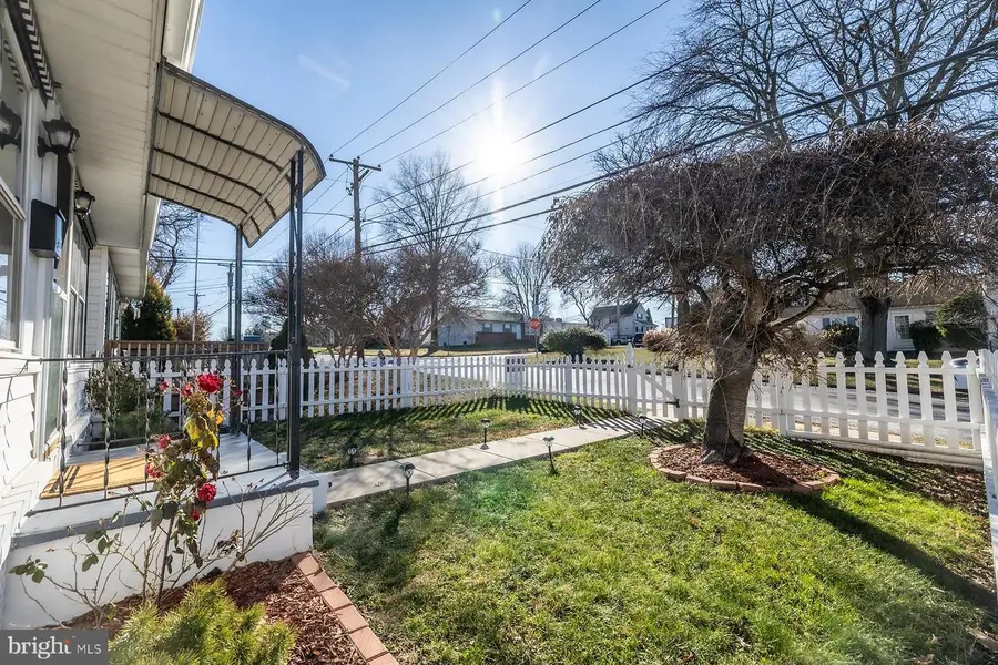 2803 Broadway Ave, Hatboro, PA 19040 - Image #2