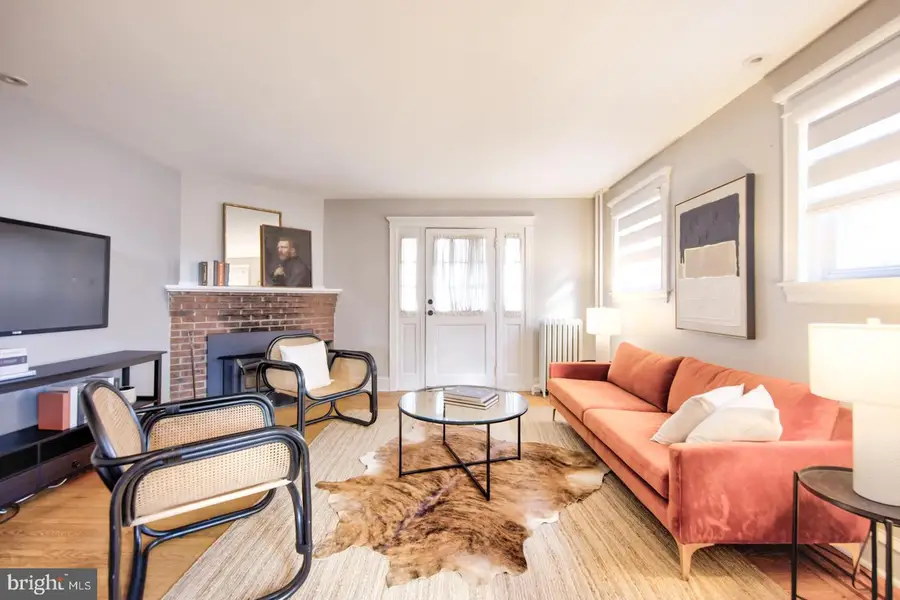 576 Barrett Ave, Haverford, PA 19041 - Image #2