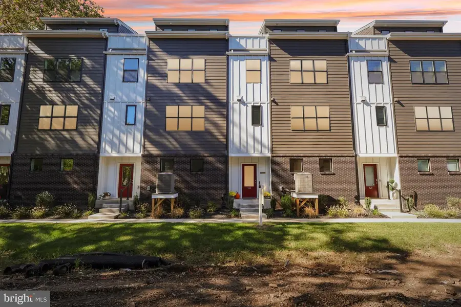 948 Riverplace Dr #48, Conshohocken, PA 19428 - Image #3