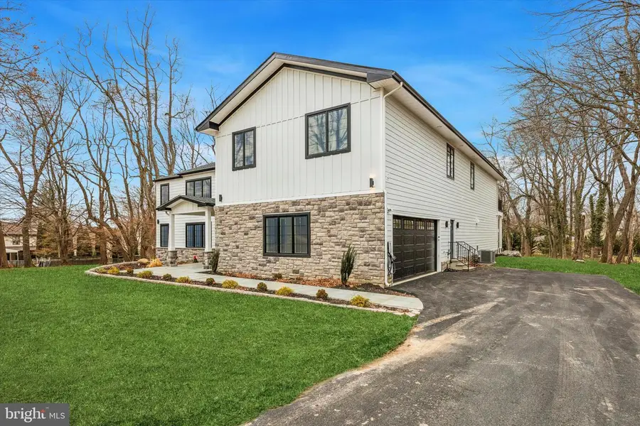 780 Hobbs Rd, Wayne, PA 19087 - Image #2