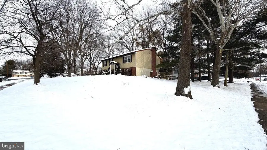 1402 Hearth Dr, North Wales, PA 19454 - Image #3