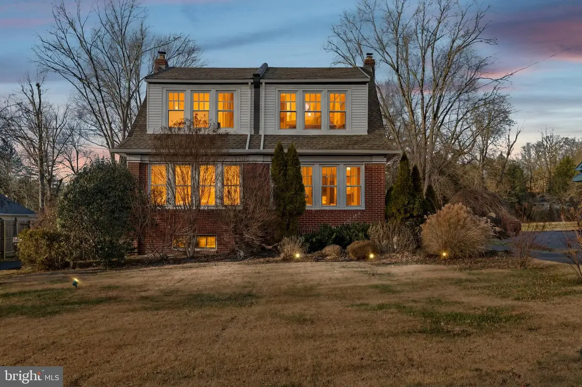 6329 E Valley Green Rd, Flourtown, PA 19031 - Image #1