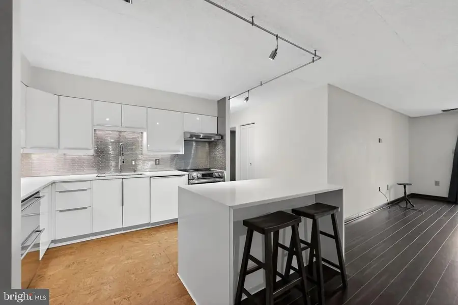 10503 Valley Forge Cir #503, King Of Prussia, PA 19406 - Image #2