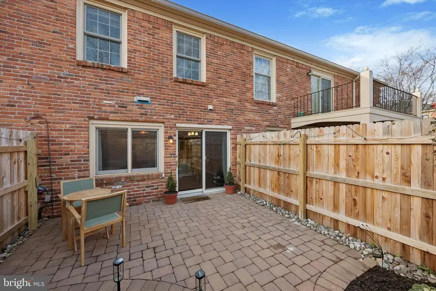 172 Albemarle Dr, Penllyn, PA 19422 - Image #2