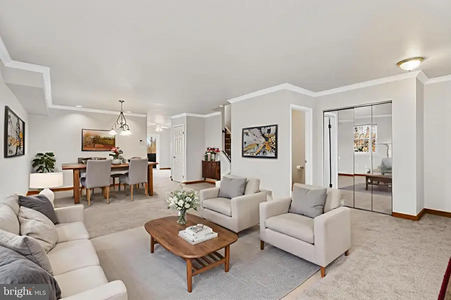 1501 Village Green Dr, Gilbertsville, PA 19525 - Image #2