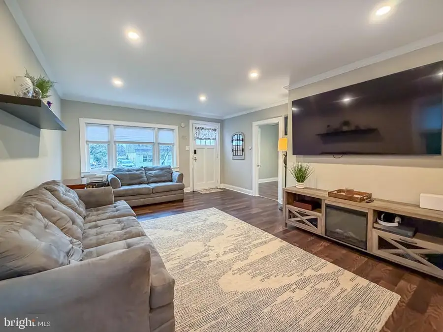 434 Woodland Ave, Horsham, PA 19044 - Image #2