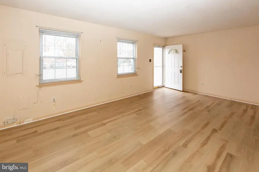 64 Salem Rd, Schwenksville, PA 19473 - Image #2