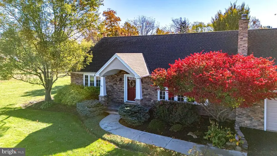 532 Gruber Rd, Harleysville, PA 19438 - Image #2