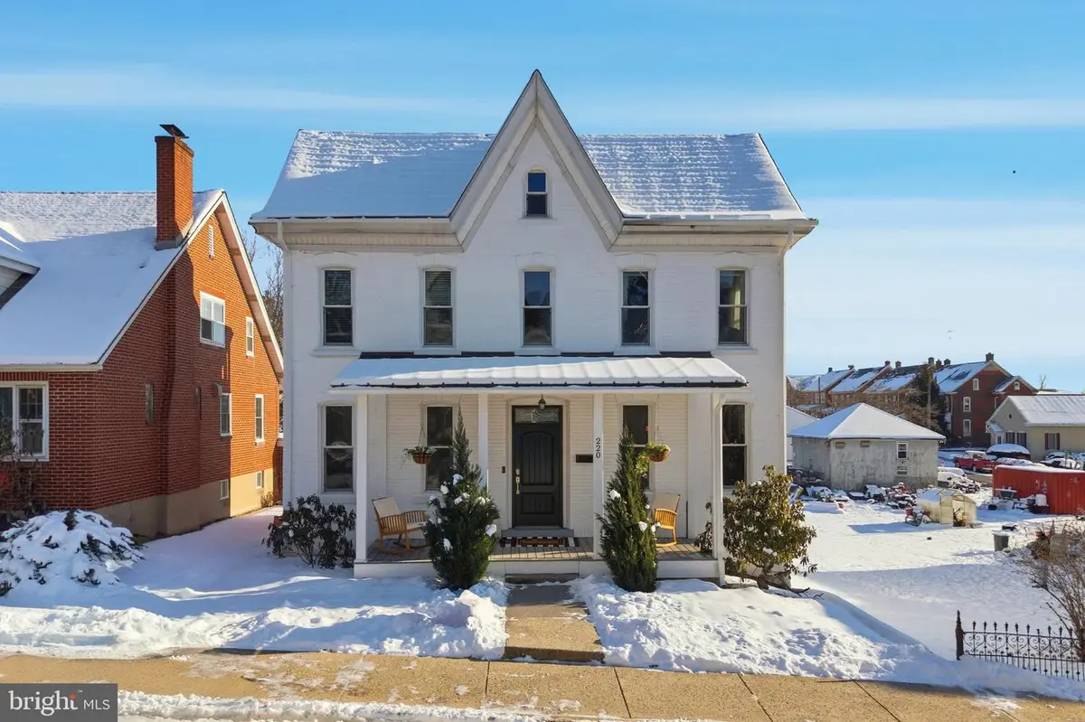 220 3rd St, East Greenville, PA 18041 - Image #1