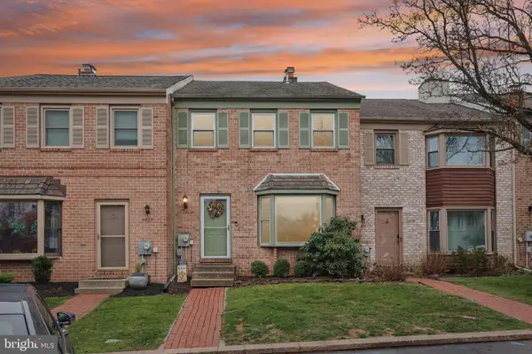 3925 Gatehouse Ln, SKIPPACK, PA 19474