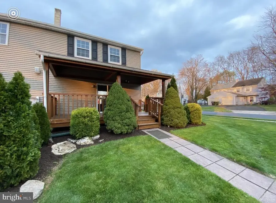 258 Beth Dr, Lansdale, PA 19446 - Image #2