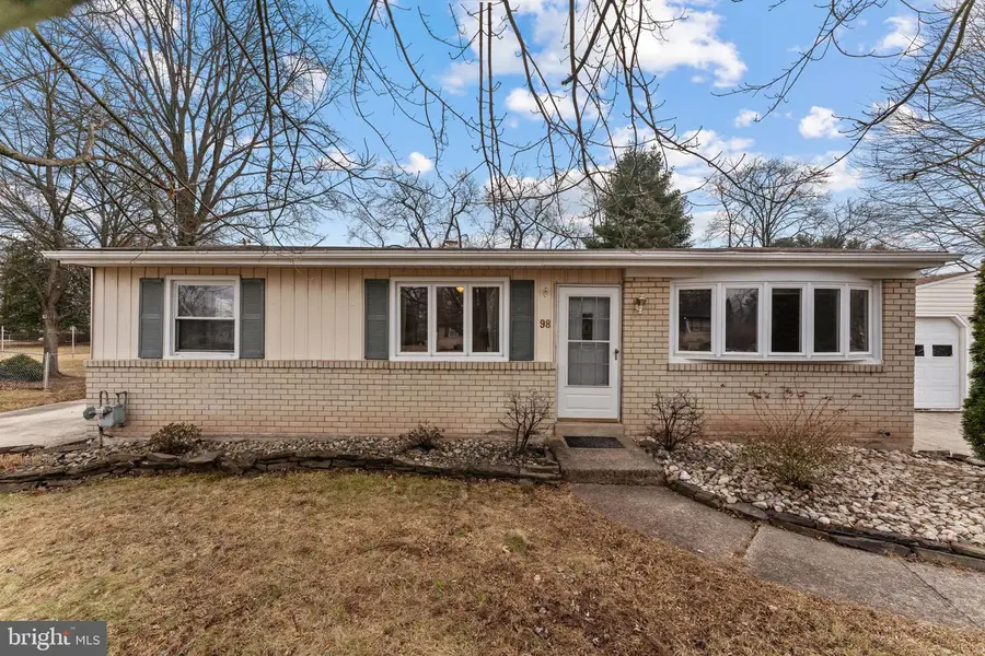 98 Holly Dr, Trappe, PA 19426 - Image #3