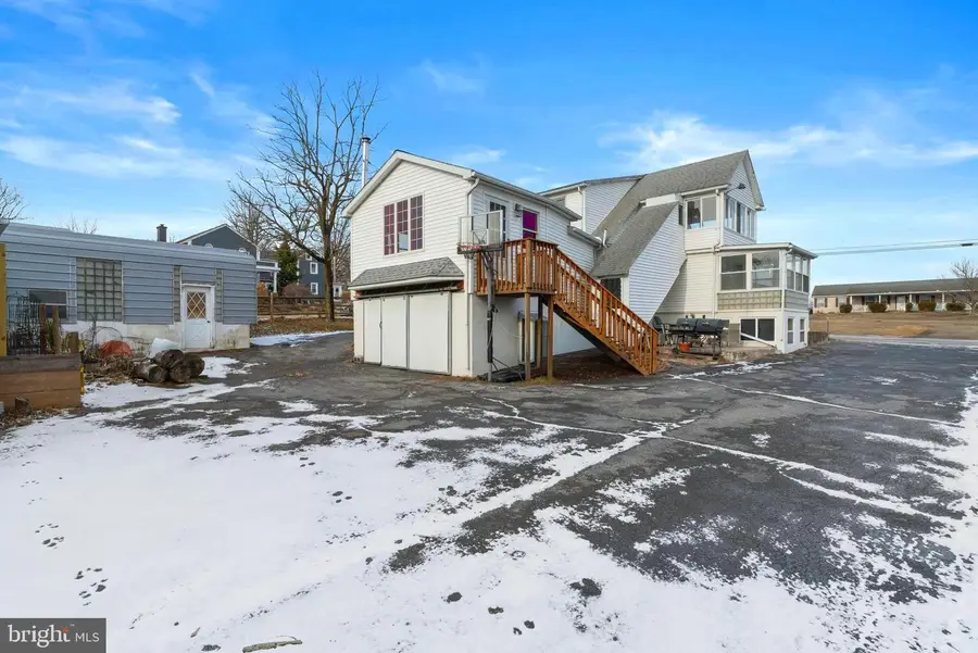308 Hoffmansville Rd, Bechtelsville, PA 19505 - Image #2