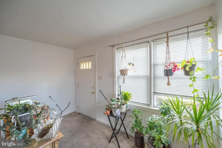 432 E Basin St, Norristown, PA 19401 - Image #3