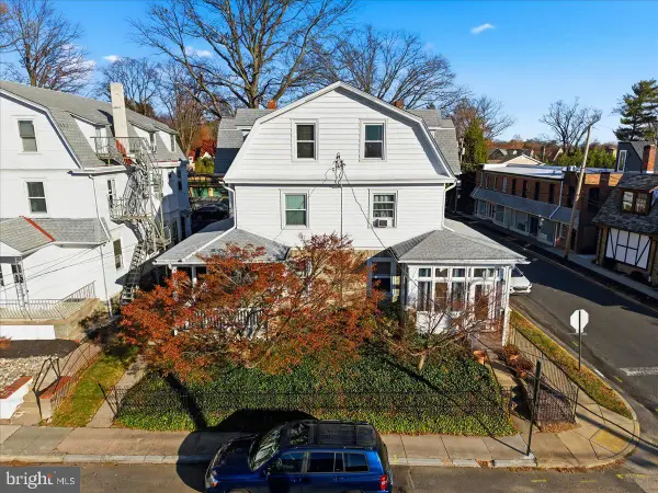 400 & 402 Cottman St, JENKINTOWN, PA 19046