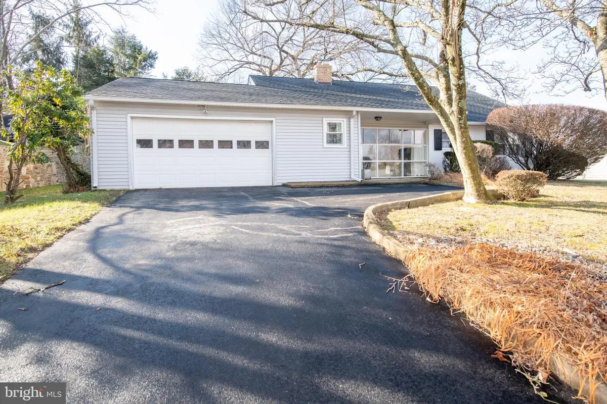 8810 Tyson Rd, Glenside, PA 19038 - Image #1
