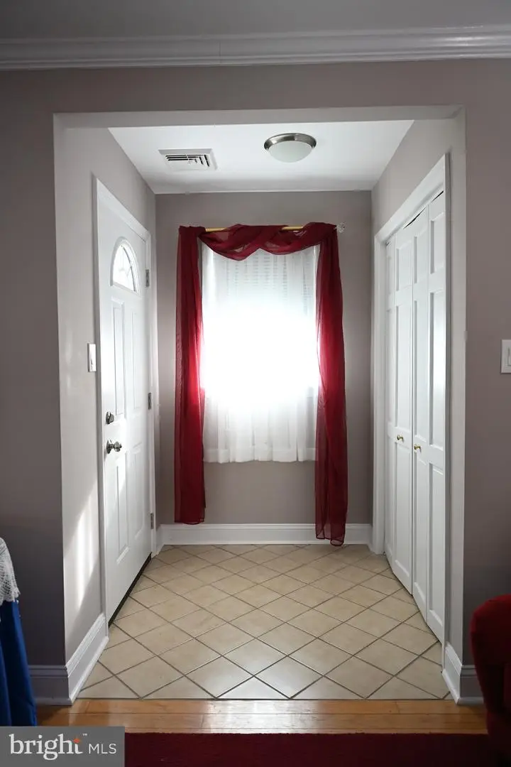 1009 Cromwell Rd #, Glenside, PA 19038 - Image #2