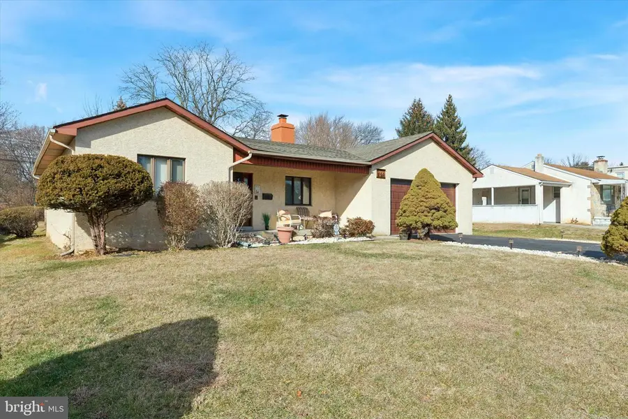 905 Selma St, Norristown, PA 19401 - Image #2