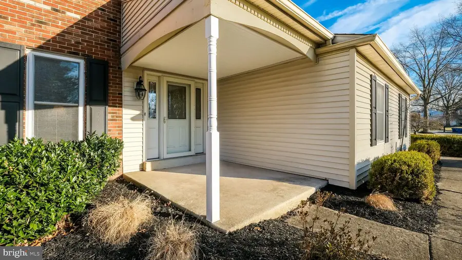 861 Patterson Dr, Lansdale, PA 19446 - #2