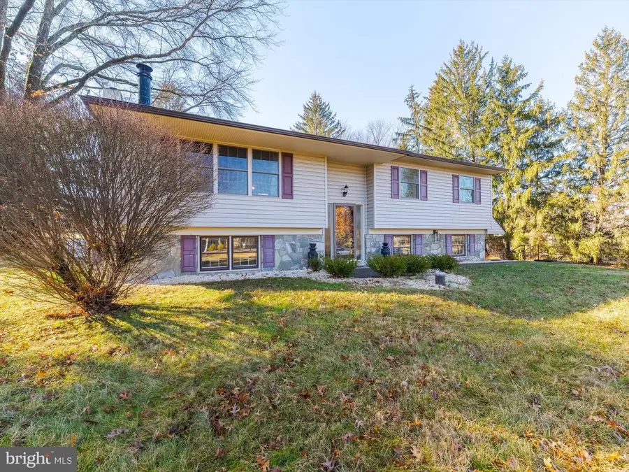 3210 Hogarth Ln, Collegeville, PA 19426 - Image #3