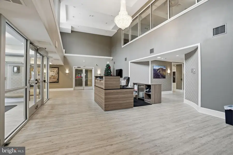 235 Carson Ter, Huntingdon Valley, PA 19006 - Image #2