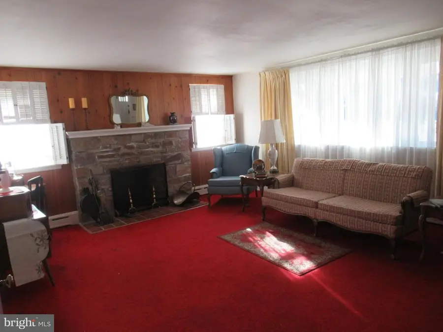 1817 Sterigere St, Eagleville, PA 19403 - Image #3