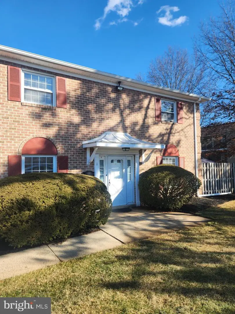 1 Kerwick Ct, North Wales, PA 19454 - Image #2