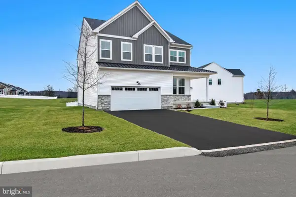 101 Steiner Way, PERKIOMENVILLE, PA 18074