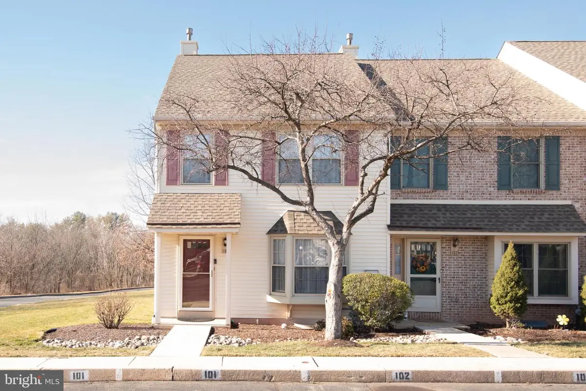 101 Cherrywood Ct #, Pottstown, PA 19464 - Image #1