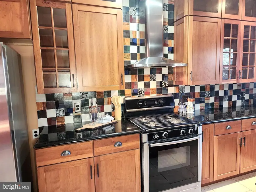 110 Colonial, Norristown, PA 19403 - Image #3