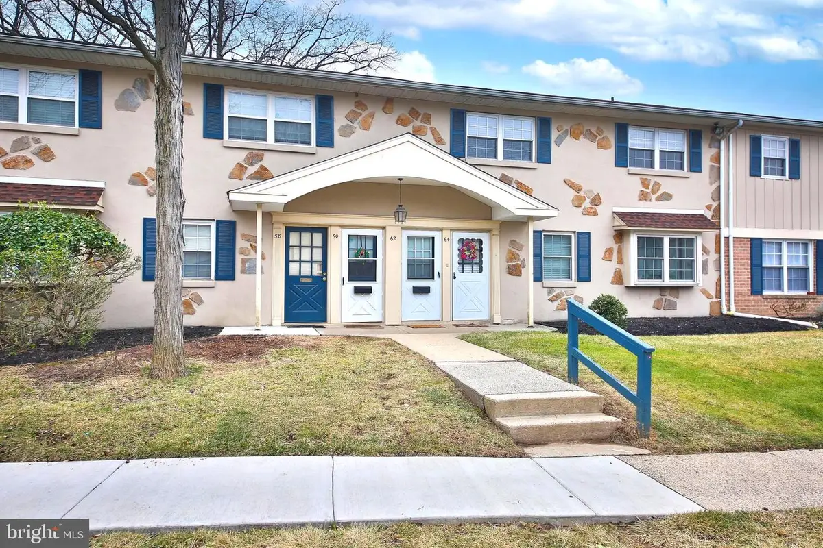 62 Shannon Dr, North Wales, PA 19454 - Image #1