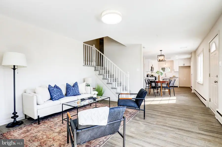 111 Everett Ave, Willow Grove, PA 19090 - Image #3